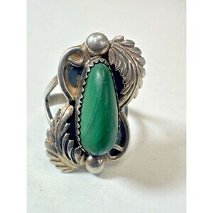 Vintage Native American Ring Malachite Feather Leaf Signed Sterling Silver 7.5